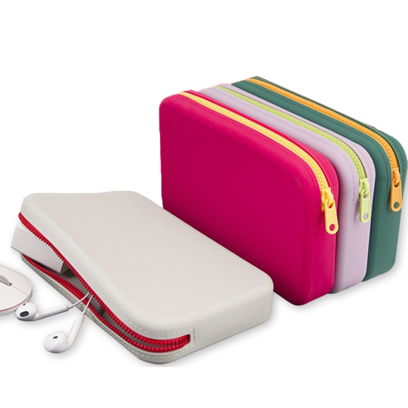 Tech Accessories Kit - Bolsa cuadrada de almacenamiento de cosméticos