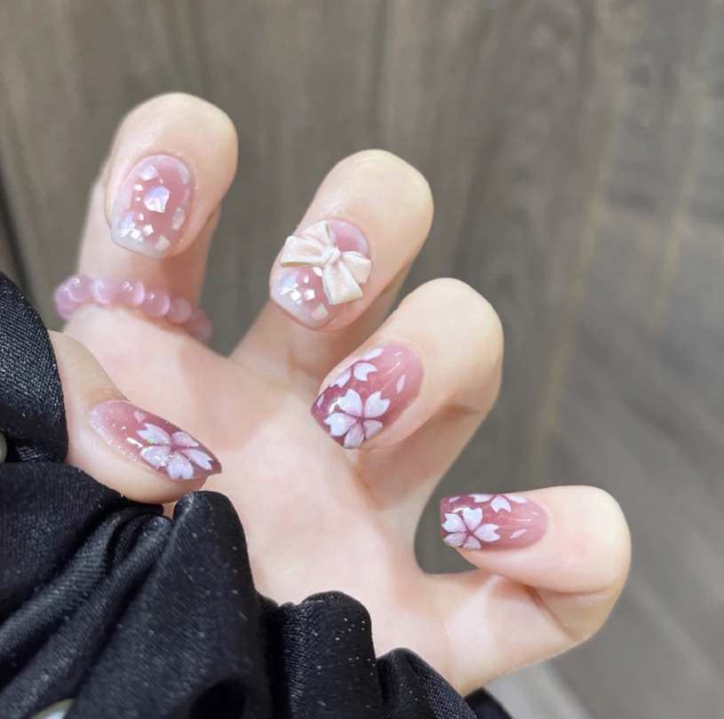24 Uds uñas postizas redondas  - Y2K Tech Accessories reseña y precio